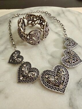 Silver Tone Filigree Heart Necklace Bracelet Set Rhinestone Statement